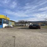 AUTOSERVICE and HOUSE in Samovodene